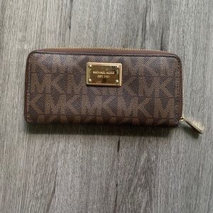 Authentic Michael Kor’s Wallet